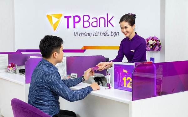khóa thẻ TPBank